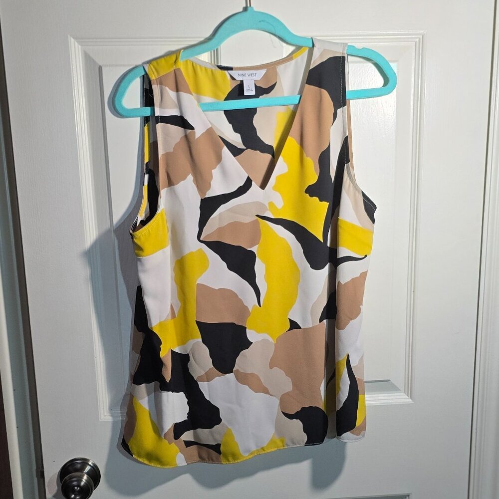 Women's Lightweight, Flowy Tank Top (Blouse), L